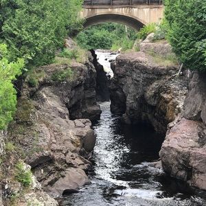 Meet your Posher, Sydney